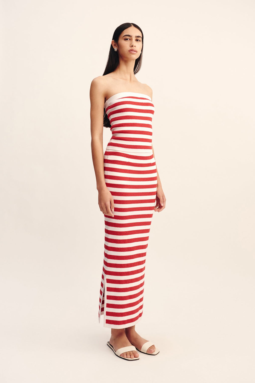 ARI STRAPLESS TOP
