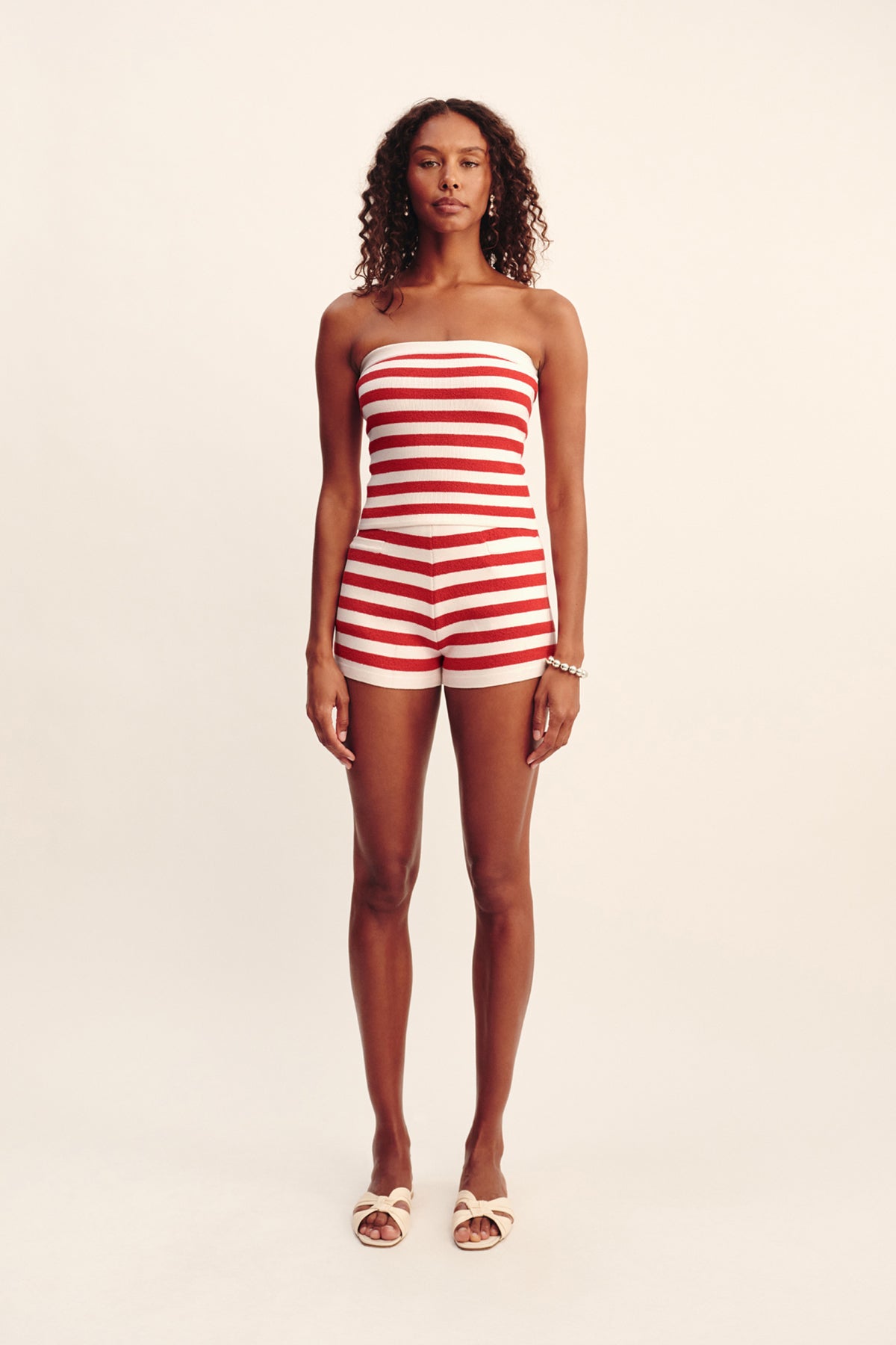 ARI SHORT