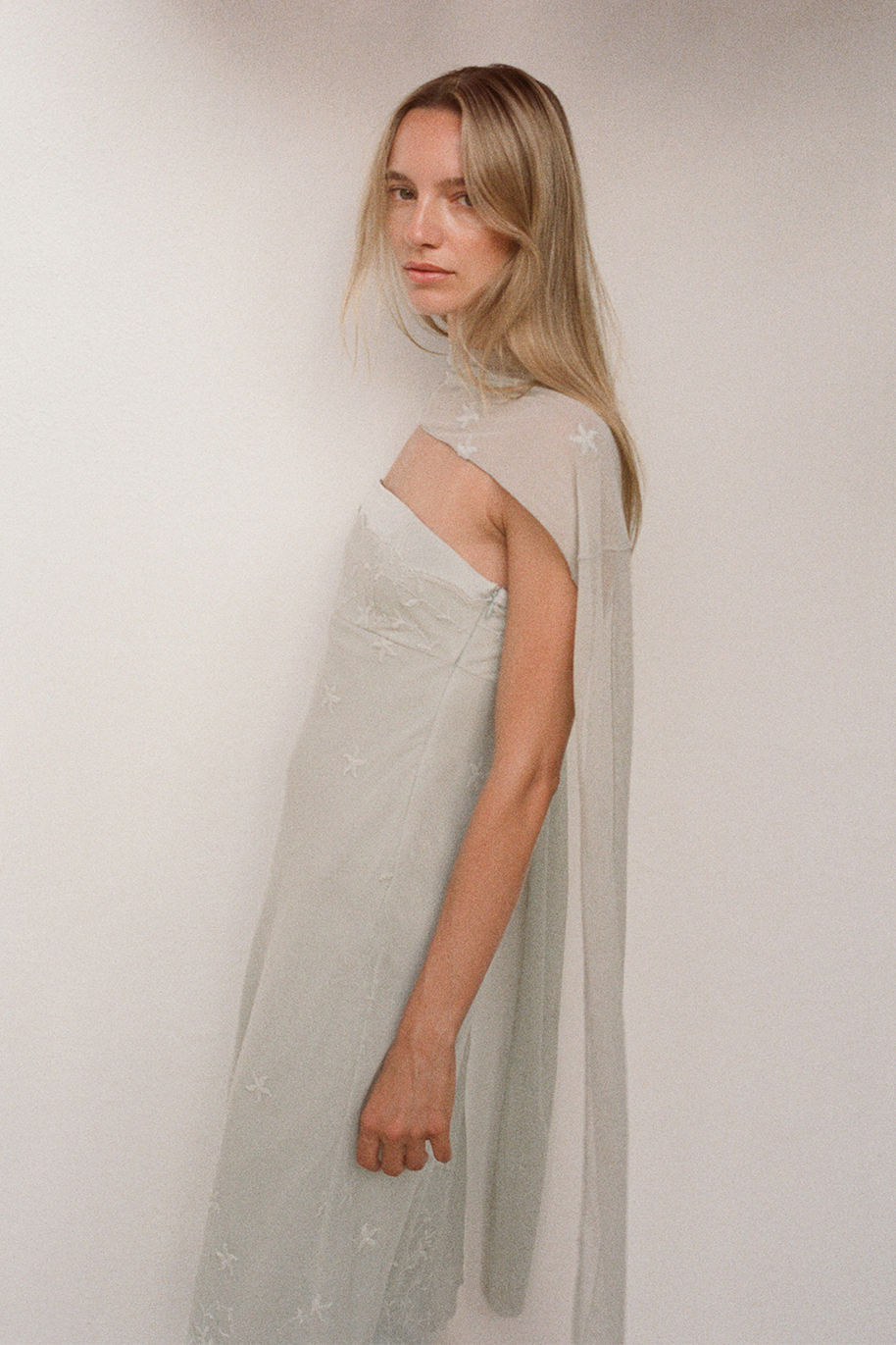 COVE STRAPLESS DRESS