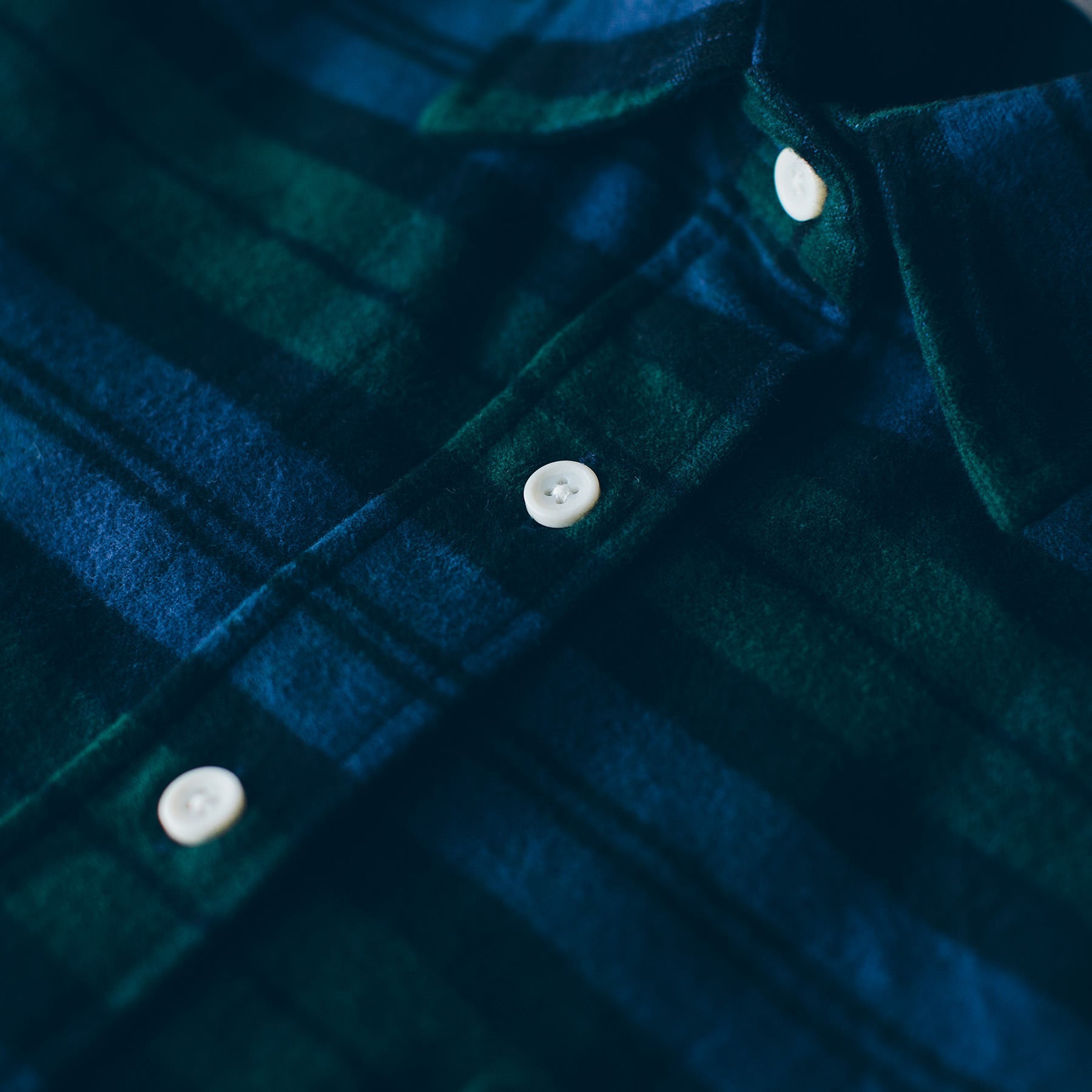 The Yosemite Shirt in Blackwatch Plaid