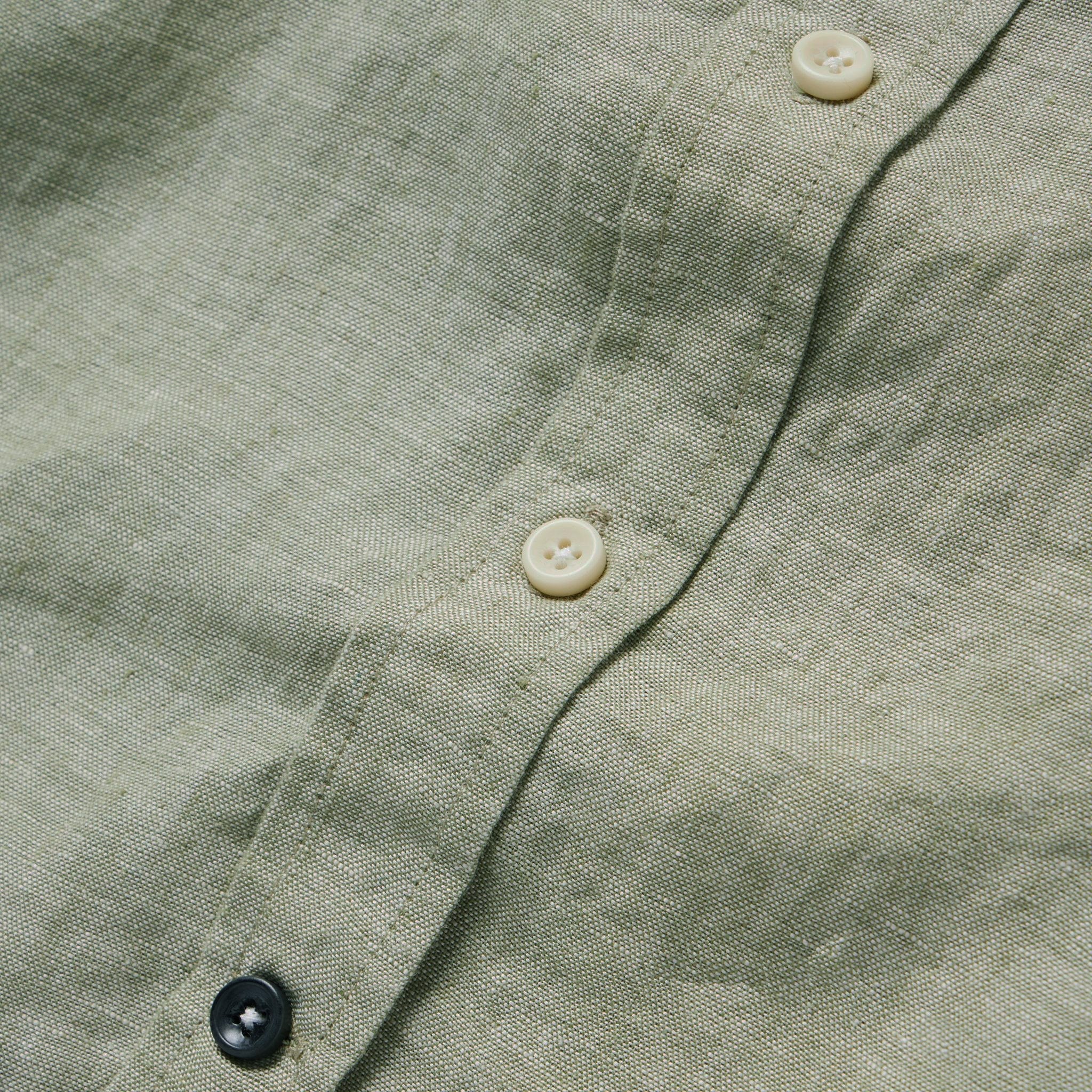 The Short Sleeve California in Army Hemp
