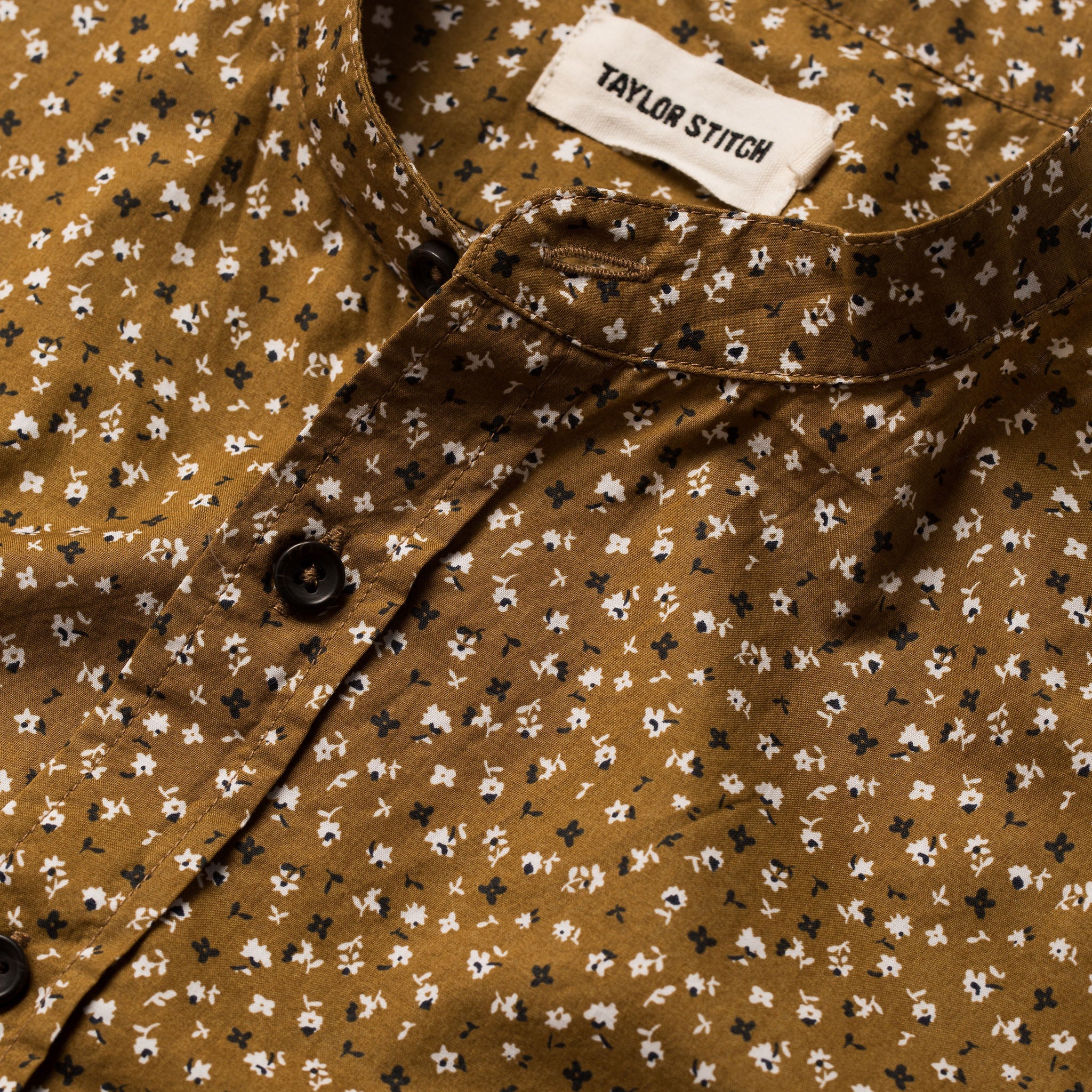 The Short Sleeve Bandit in Fatigue Brown Mini Floral