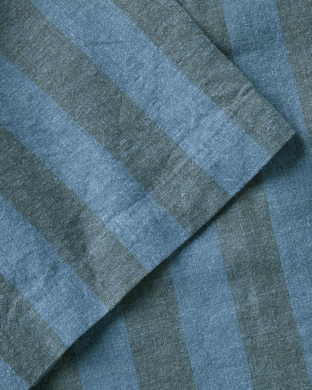 The Short Sleeve California in Blue Stone Stripe Hemp