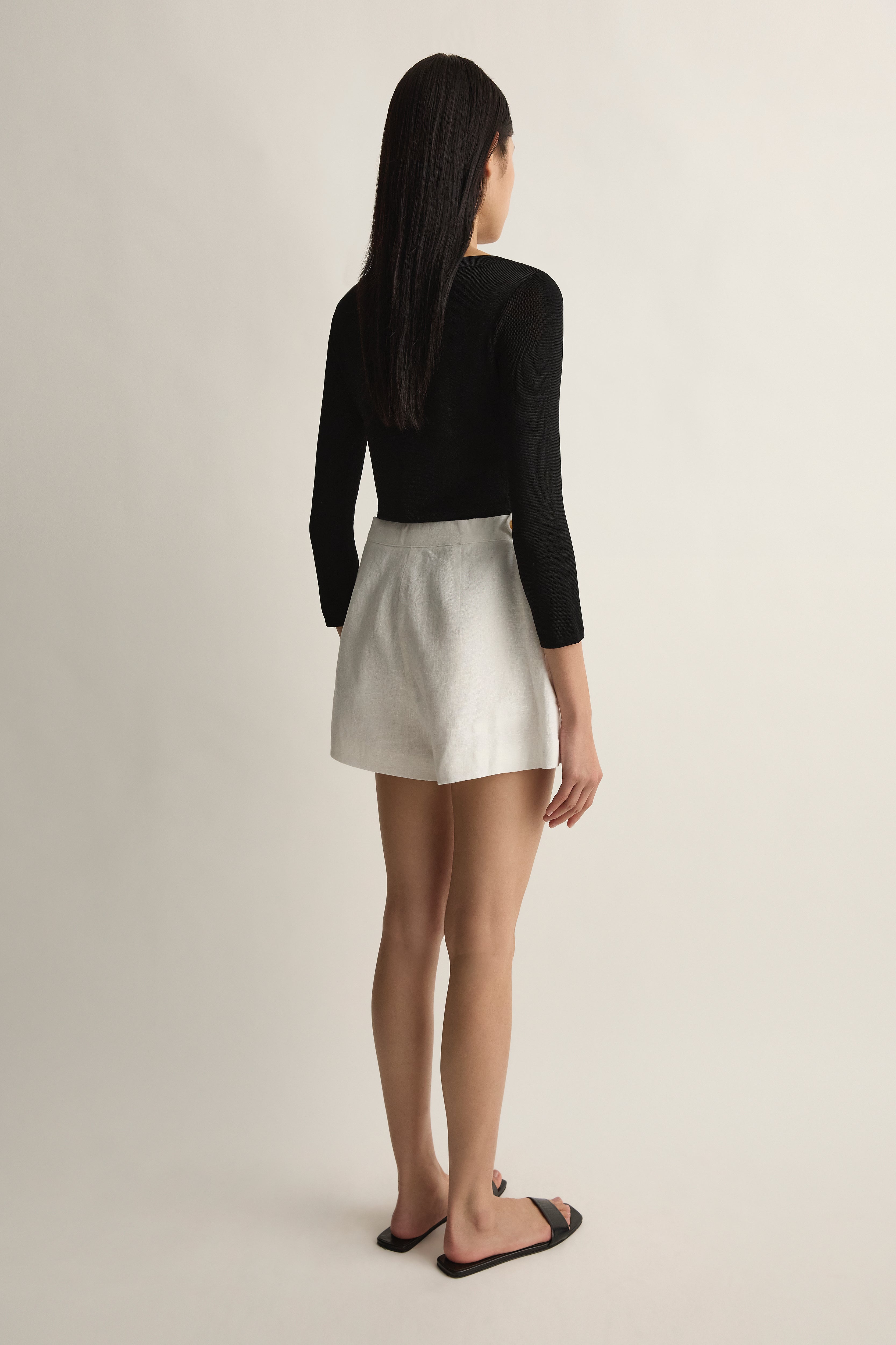 PERRI SHORT