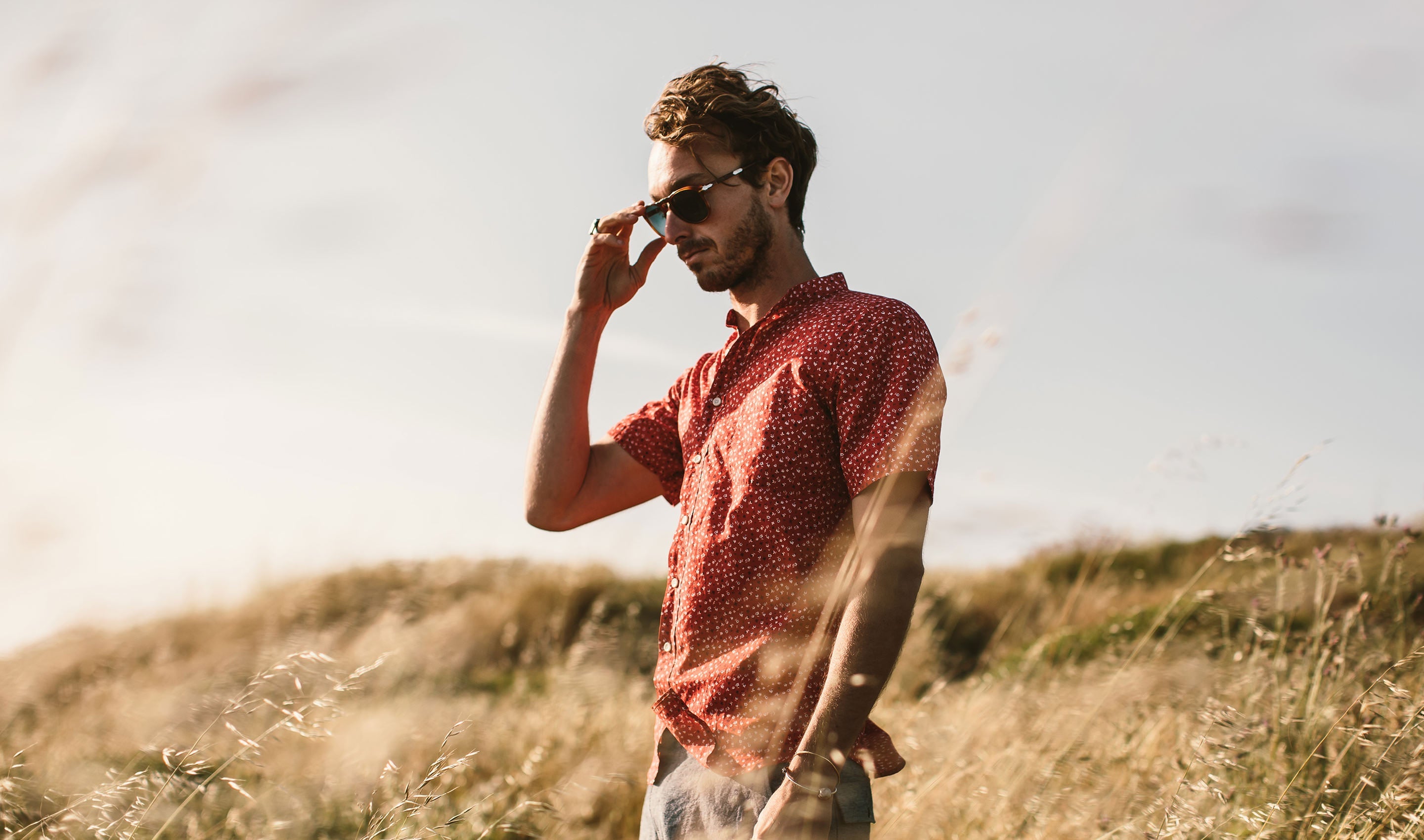 The Short Sleeve Bandit in Red Mini Floral