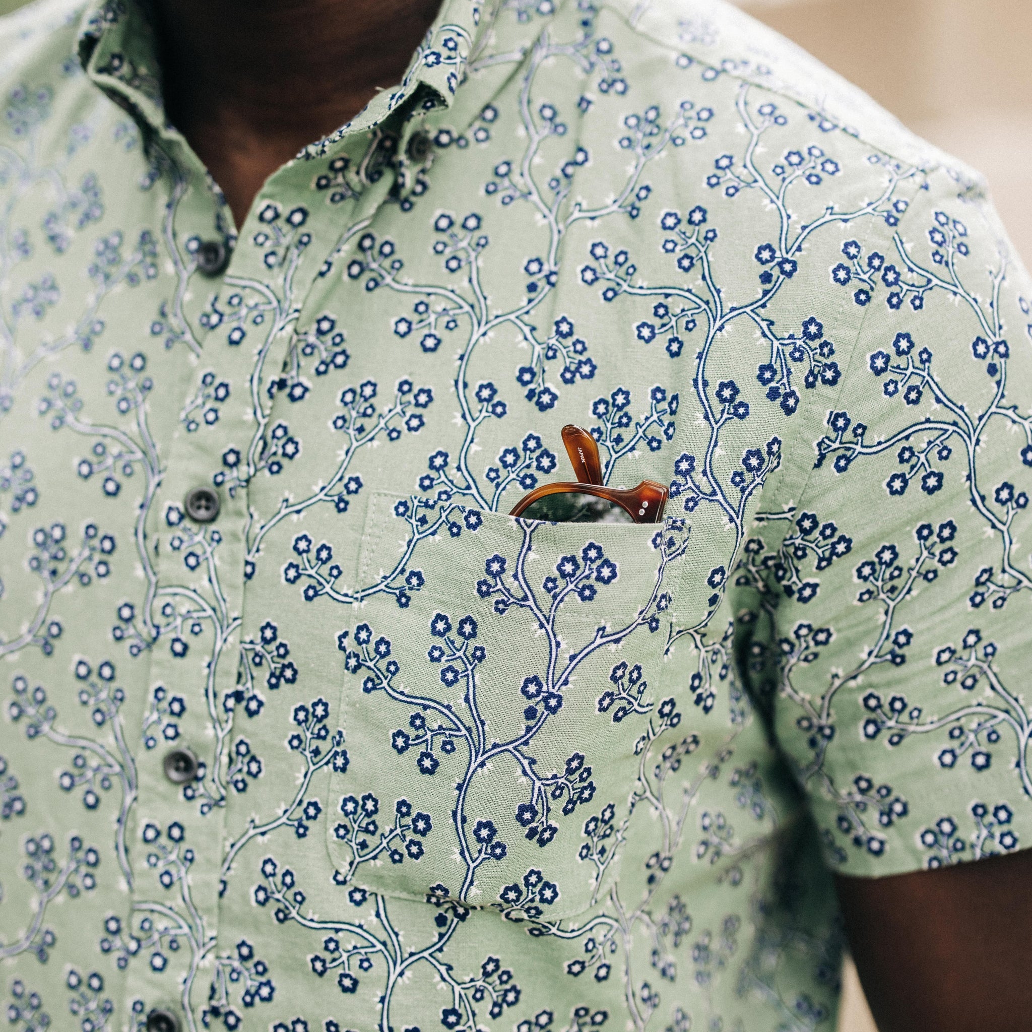 The Short Sleeve Jack in Vintage Cherry Blossom