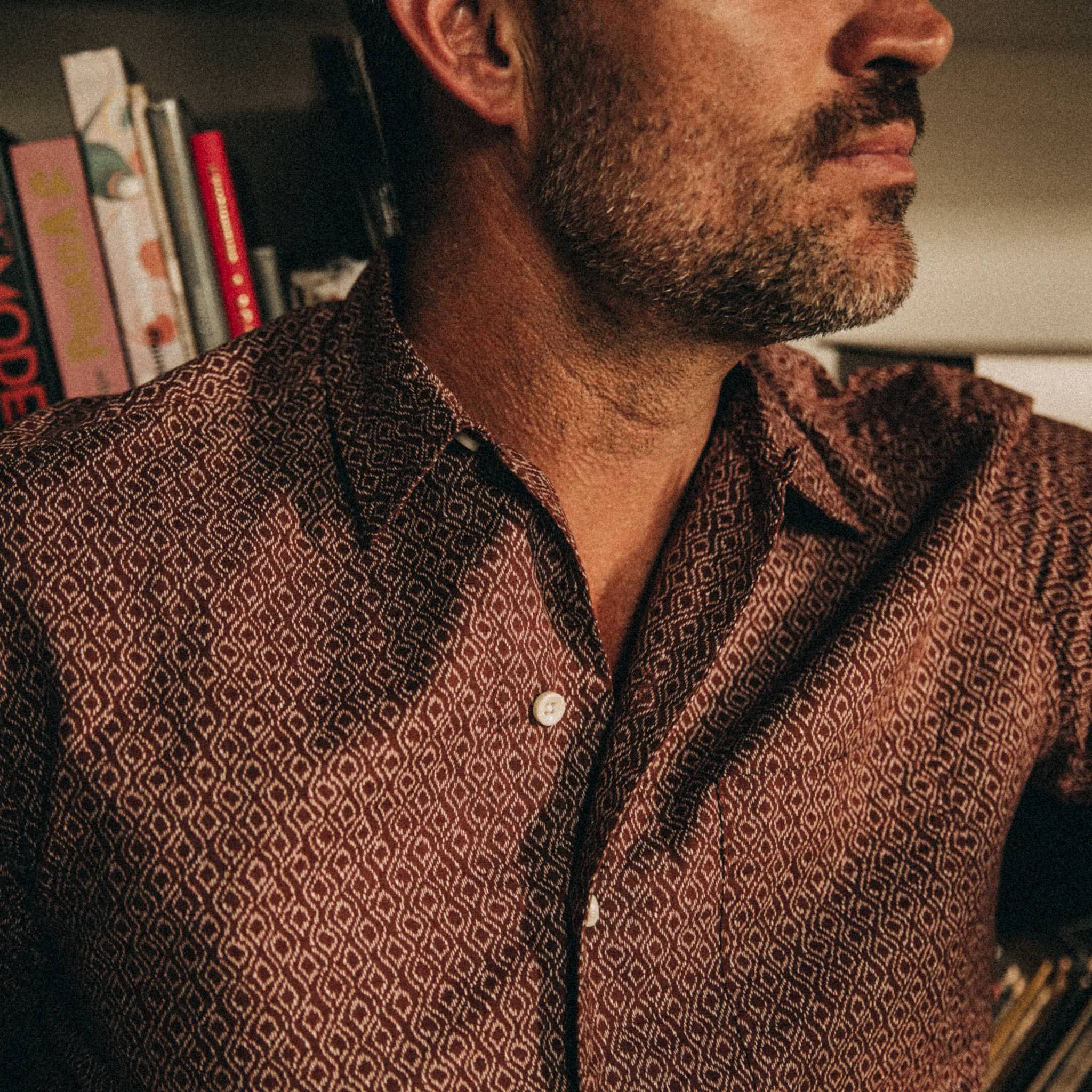 The Short Sleeve Hawthorne in Burgundy Trellis