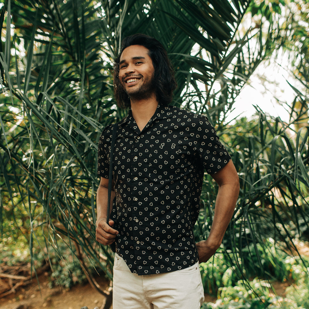 The Short Sleeve Hawthorne in Espresso Geo
