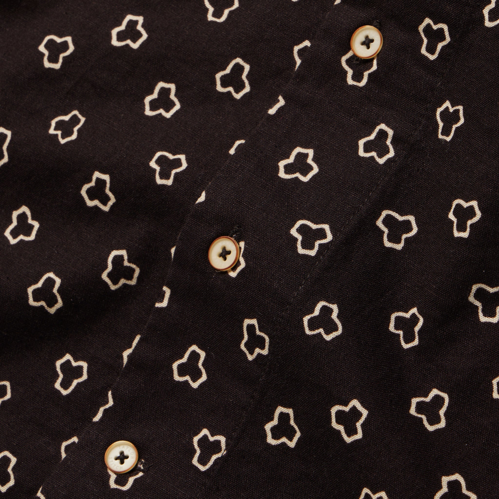 The Short Sleeve Hawthorne in Espresso Geo