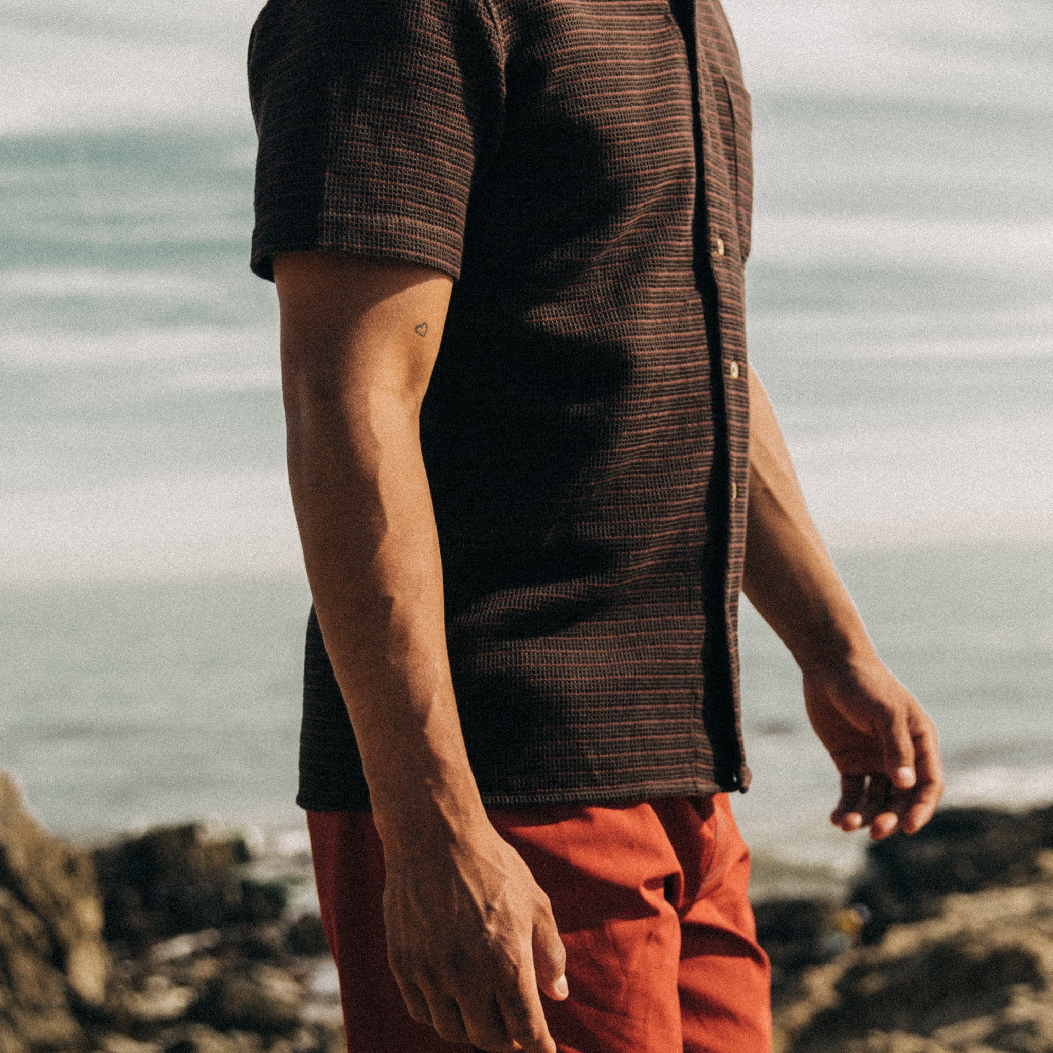 The Short Sleeve Hawthorne in Espresso Pickstitch Waffle