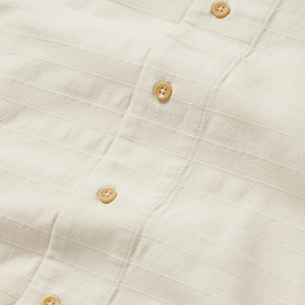 The Short Sleeve Hawthorne in Sand