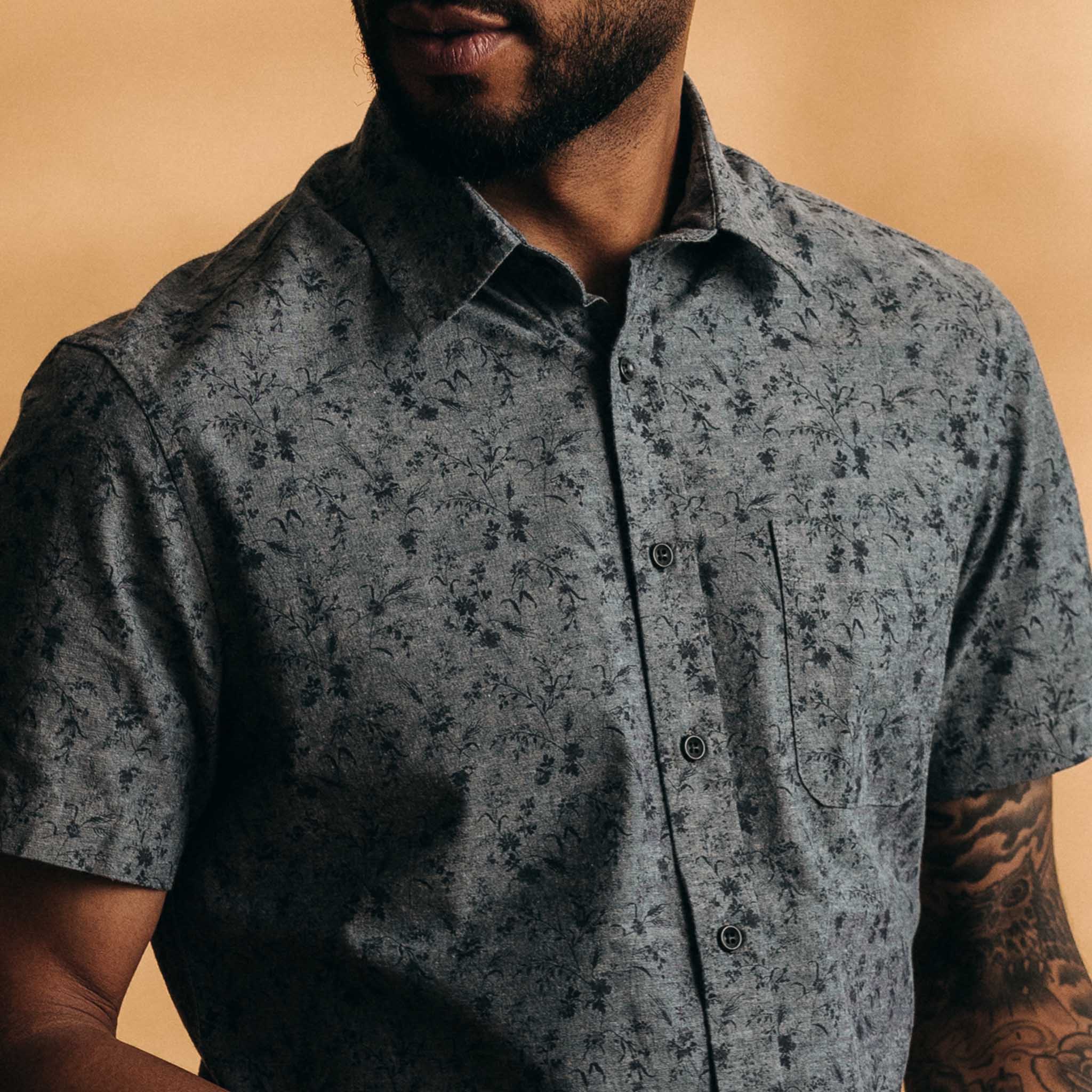 Blue Chambray Botanical Short Sleeve Shirt L90151