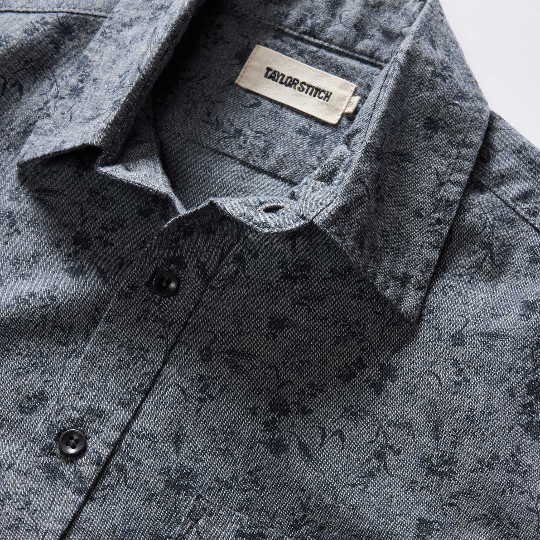 Blue Chambray Botanical Short Sleeve Shirt L90151