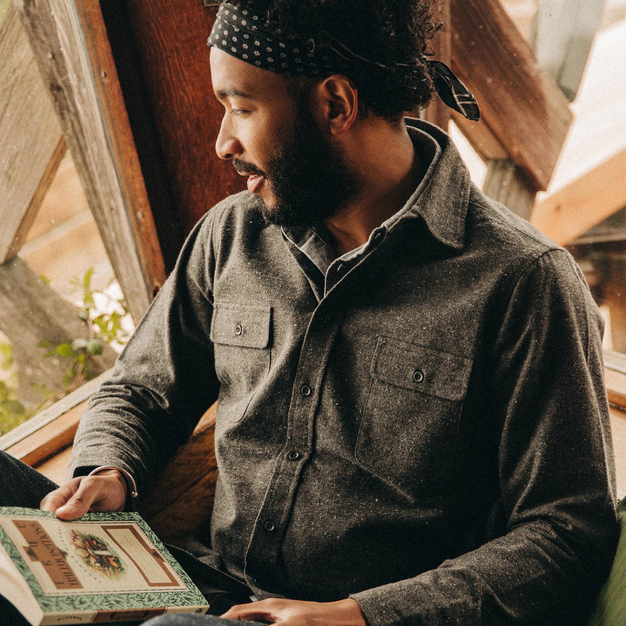 The Yosemite Shirt in Charcoal Donegal