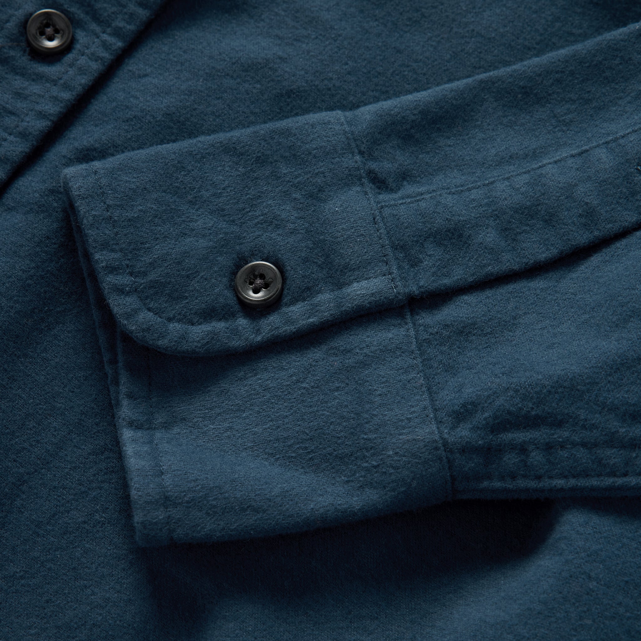 The Yosemite Shirt in Prussian Blue
