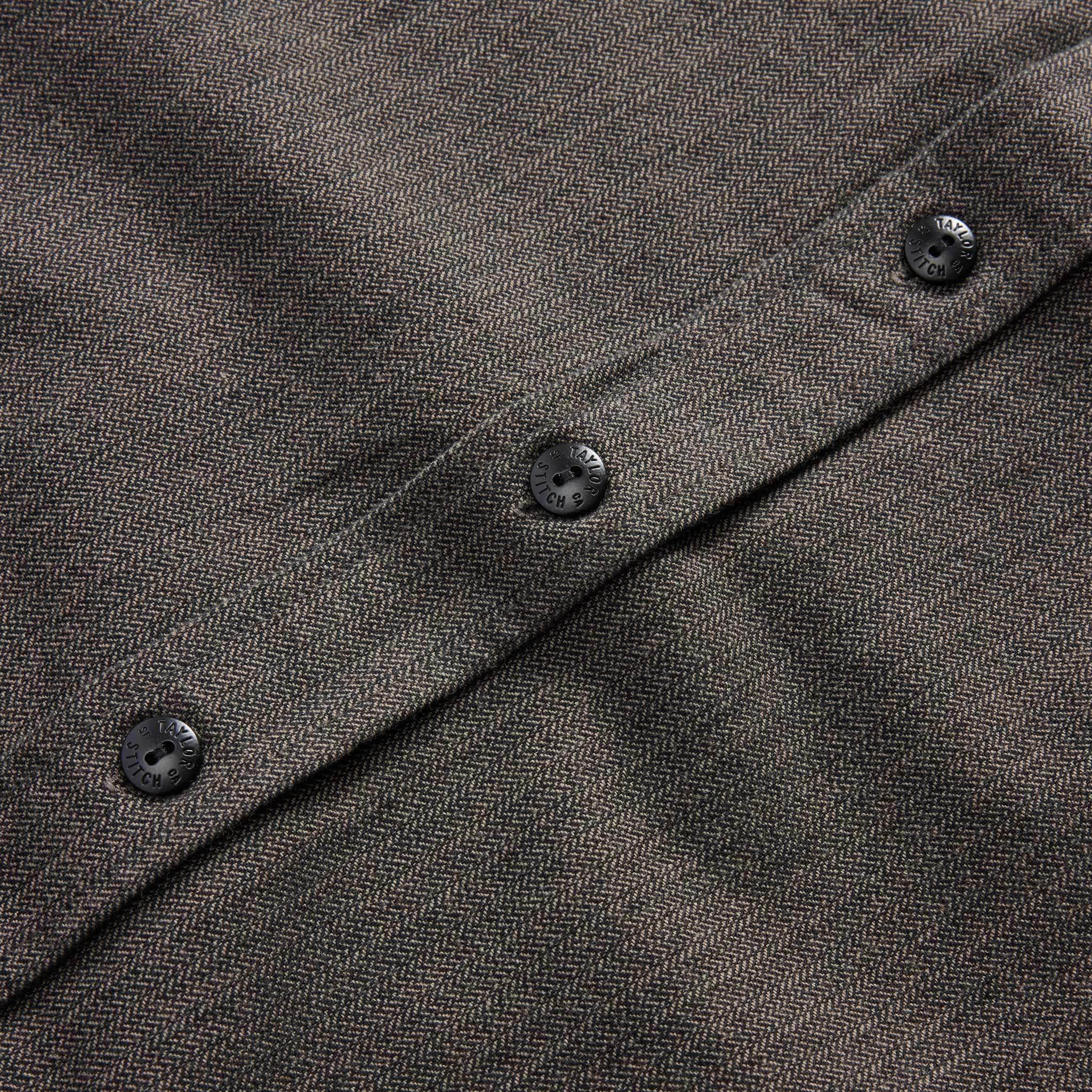 Utility Shirt in Olive Broken Herringbone B47650