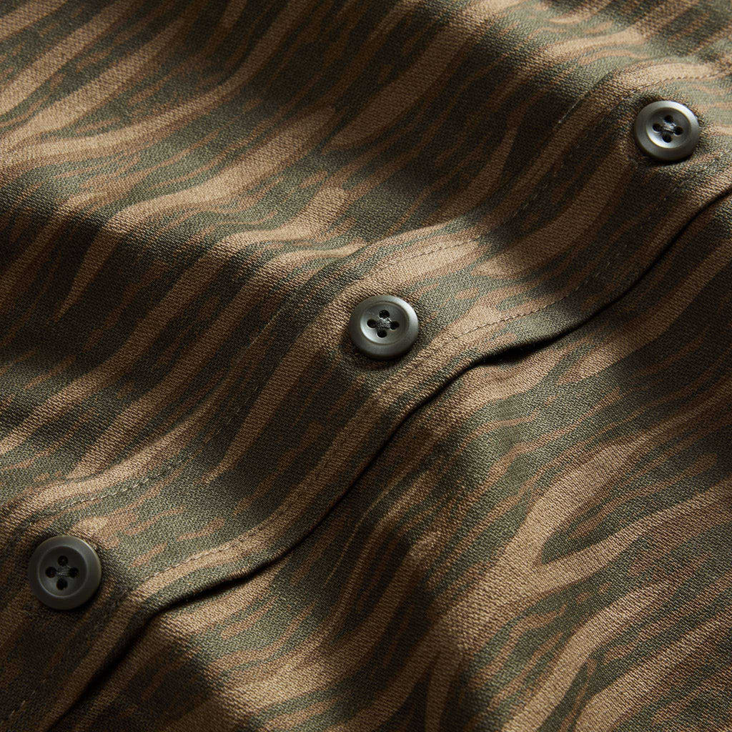 Bark Print Broken Twill Shirt L656118