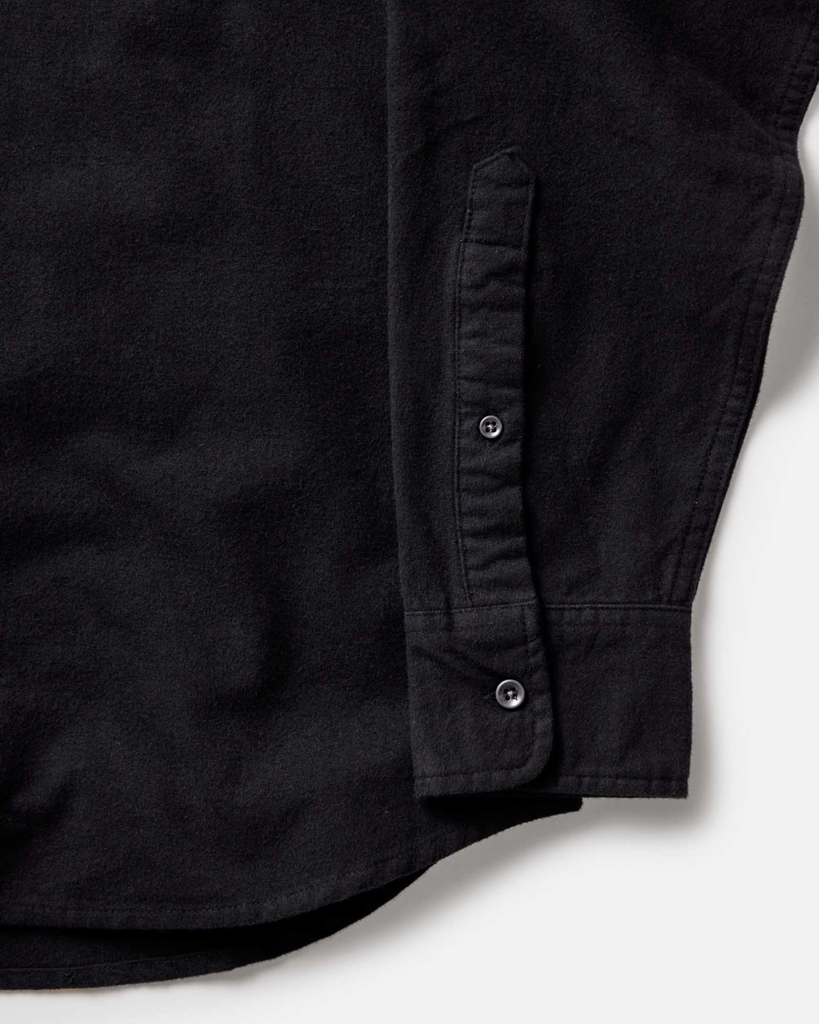 The Yosemite Shirt in Coal