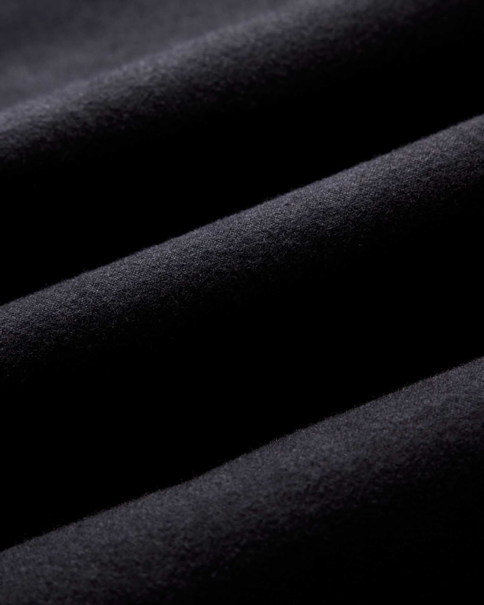 The Yosemite Shirt in Coal