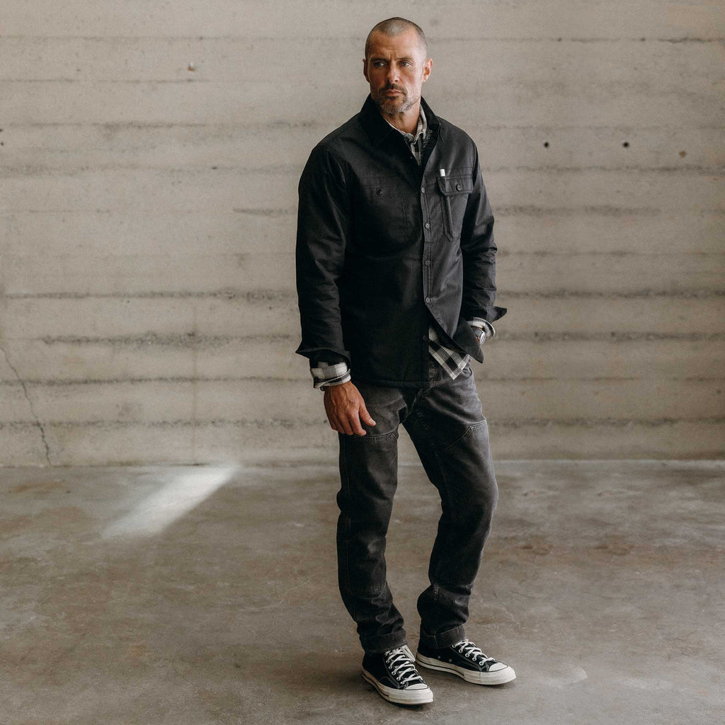 Jacket in Coal Dry Wax I80092