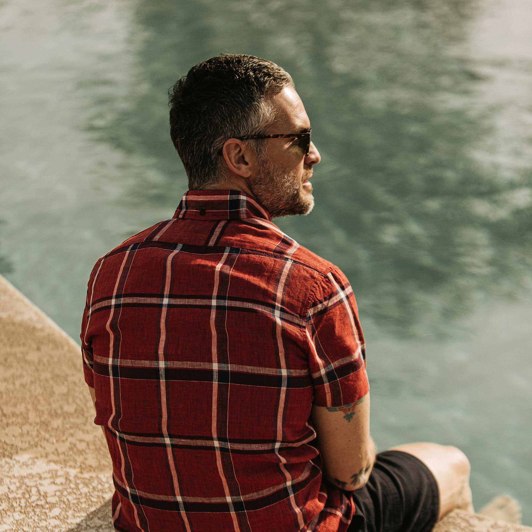 Crimson Plaid Short Sleeve Jack E774
