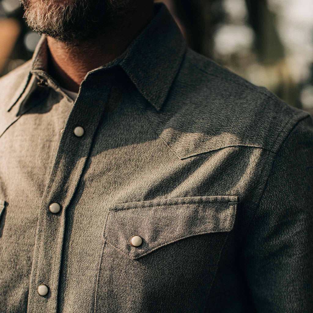The Western Shirt in Olive Melange