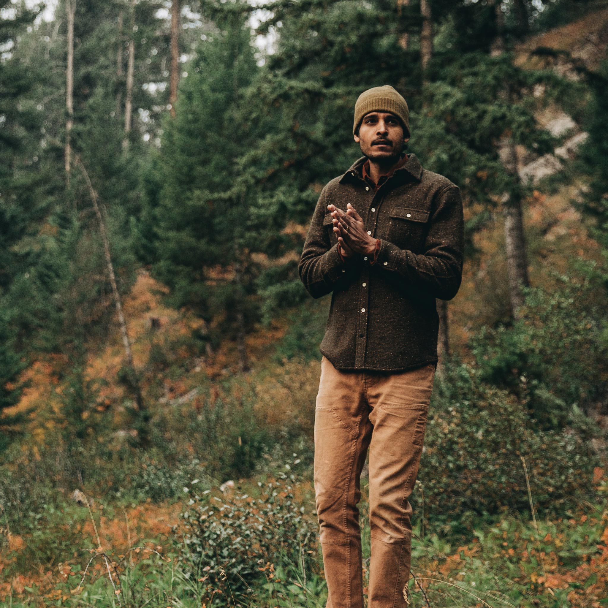 The Leeward Shirt in Olive Donegal