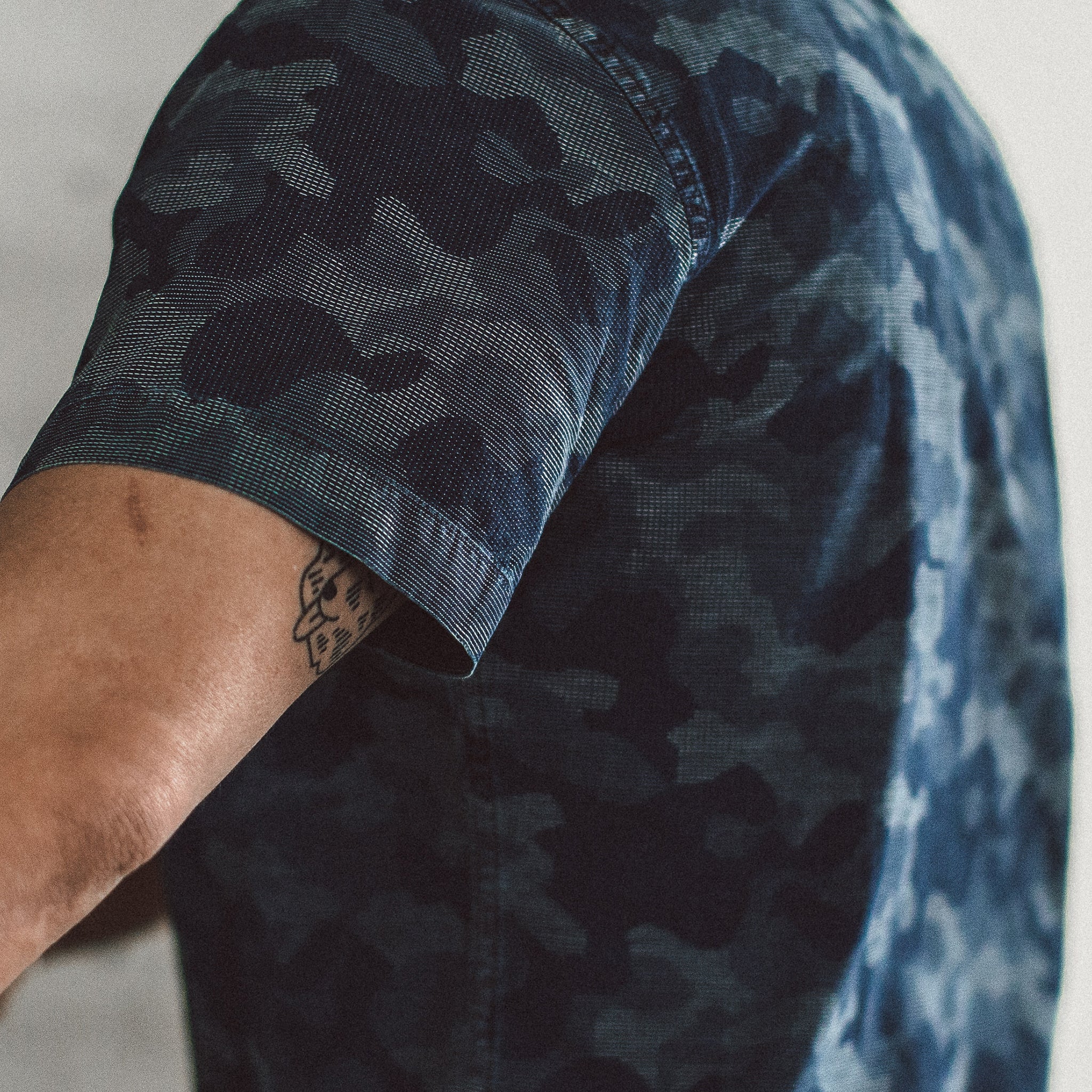 The Short Sleeve Jack in Indigo Jacquard Camo