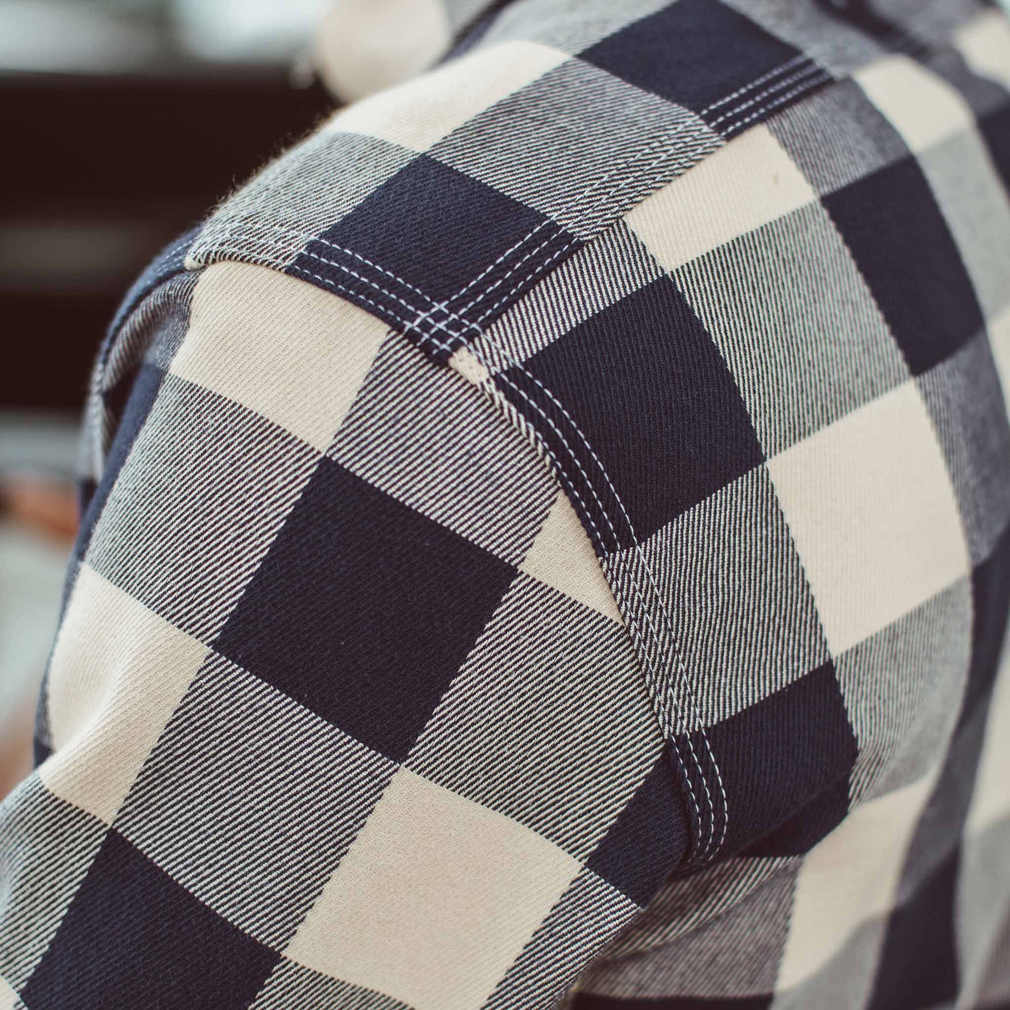 Moto Utility Shirt in Natural & Navy Buffalo Plaid G612784