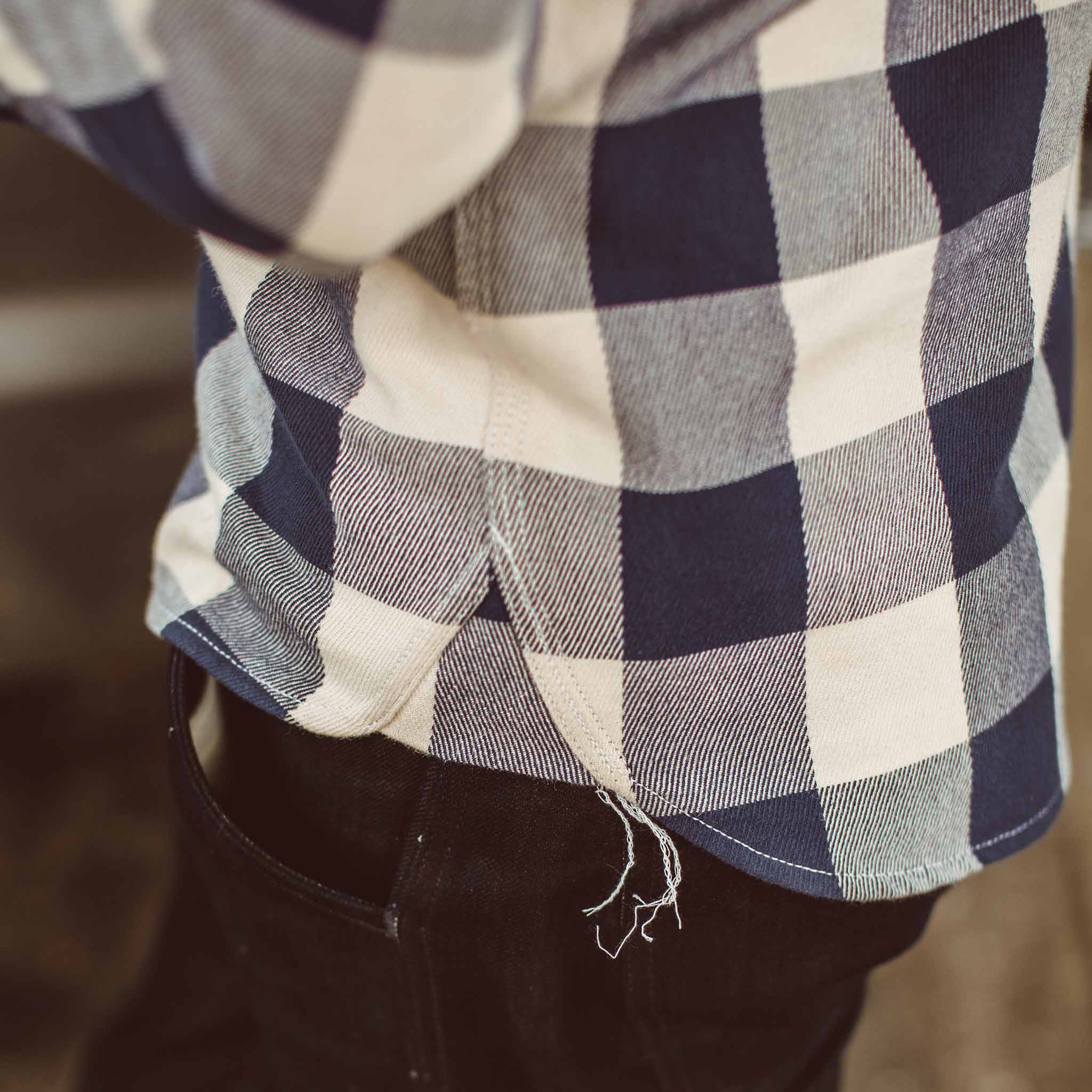 Moto Utility Shirt in Natural & Navy Buffalo Plaid G612784