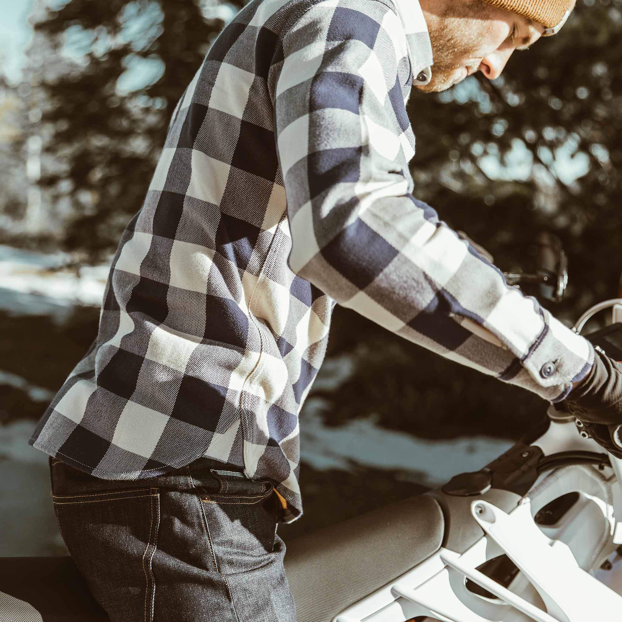 Moto Utility Shirt in Natural & Navy Buffalo Plaid G612784