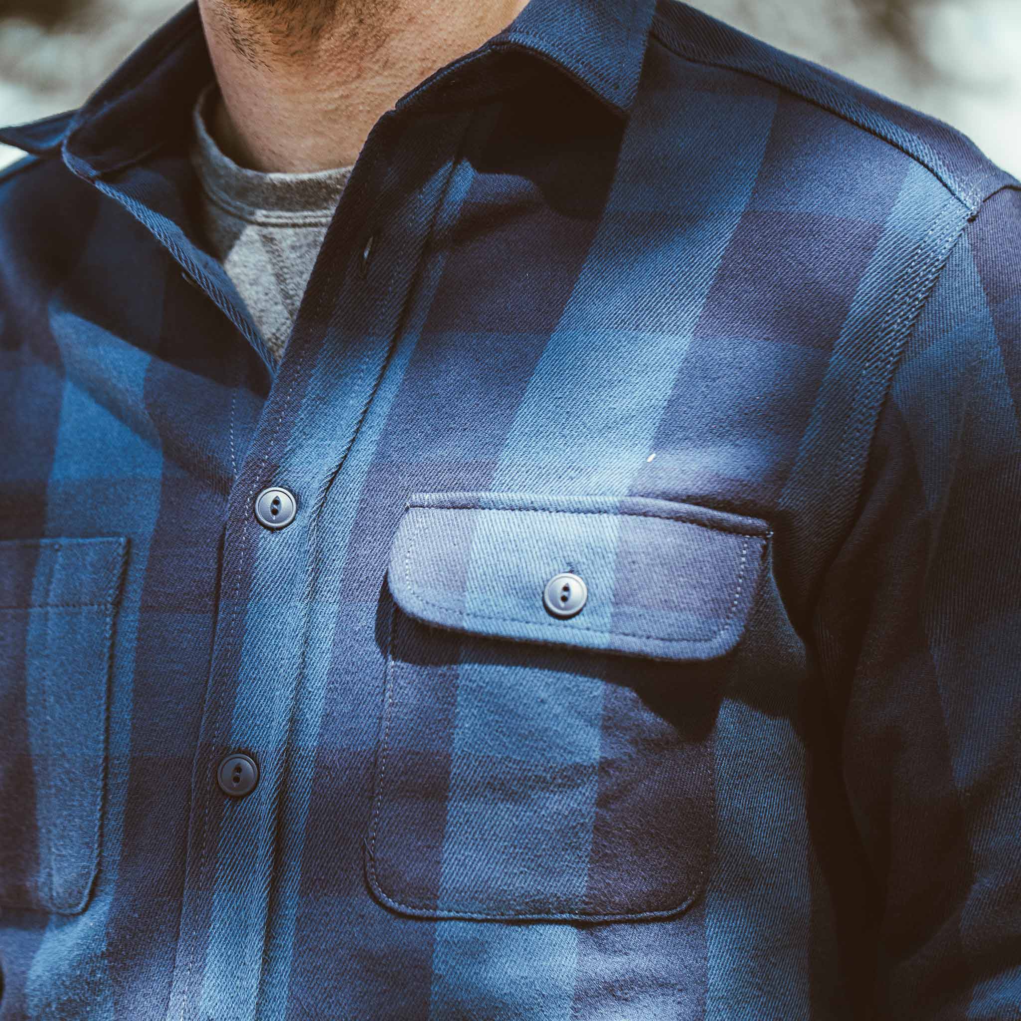 Moto Utility Shirt in Royal & Navy Buffalo Plaid P6926