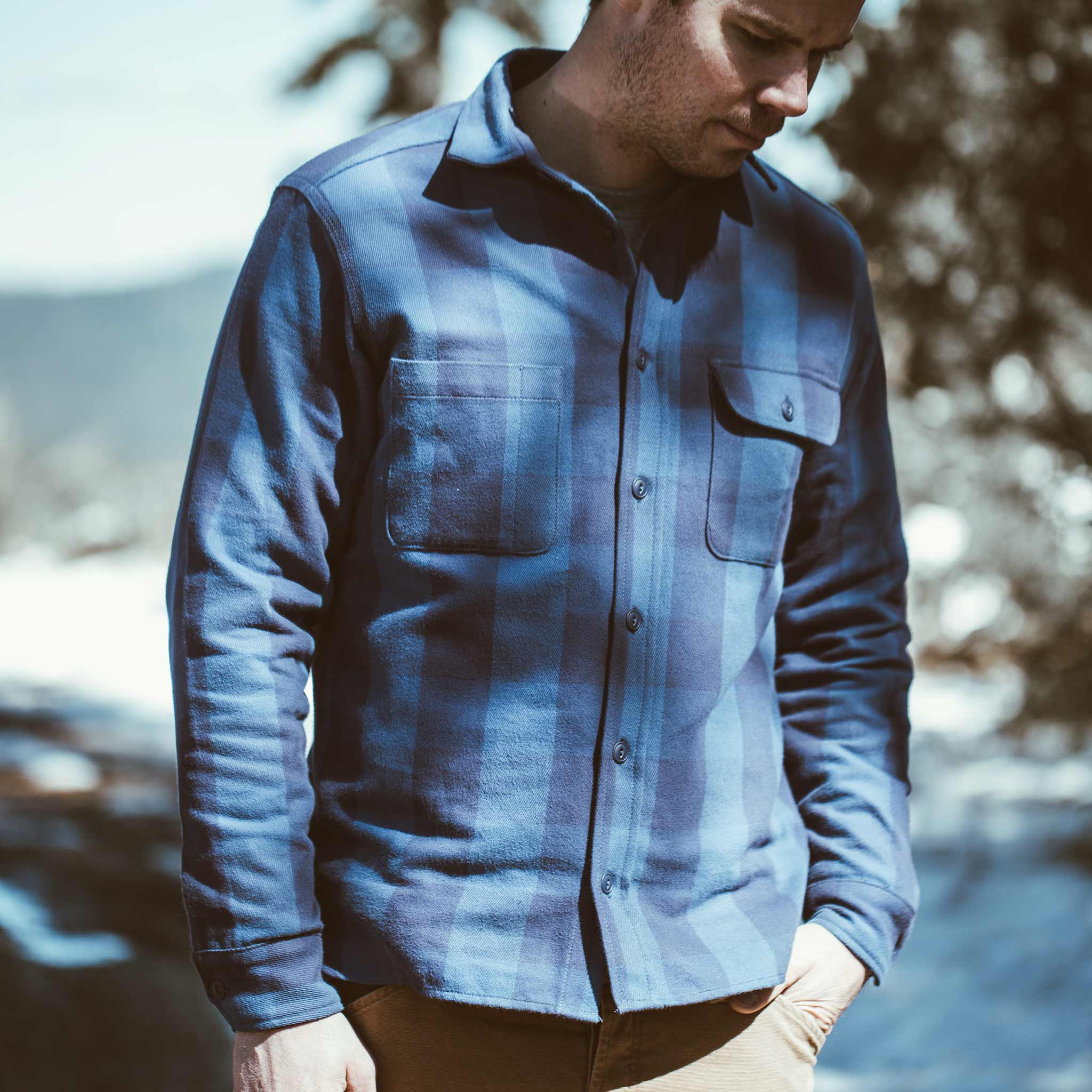 Moto Utility Shirt in Royal & Navy Buffalo Plaid P6926