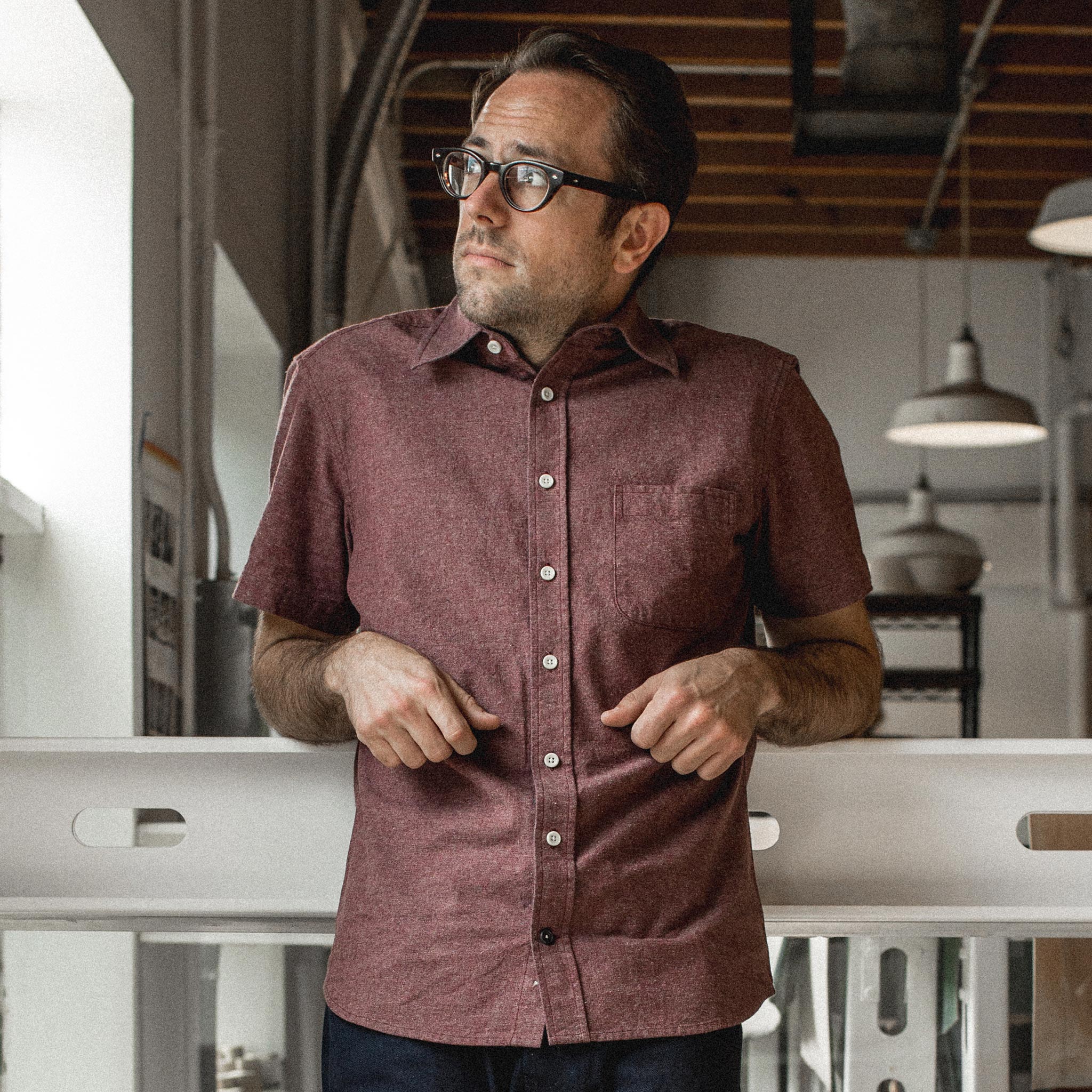 The Short Sleeve California in Burgundy Hemp