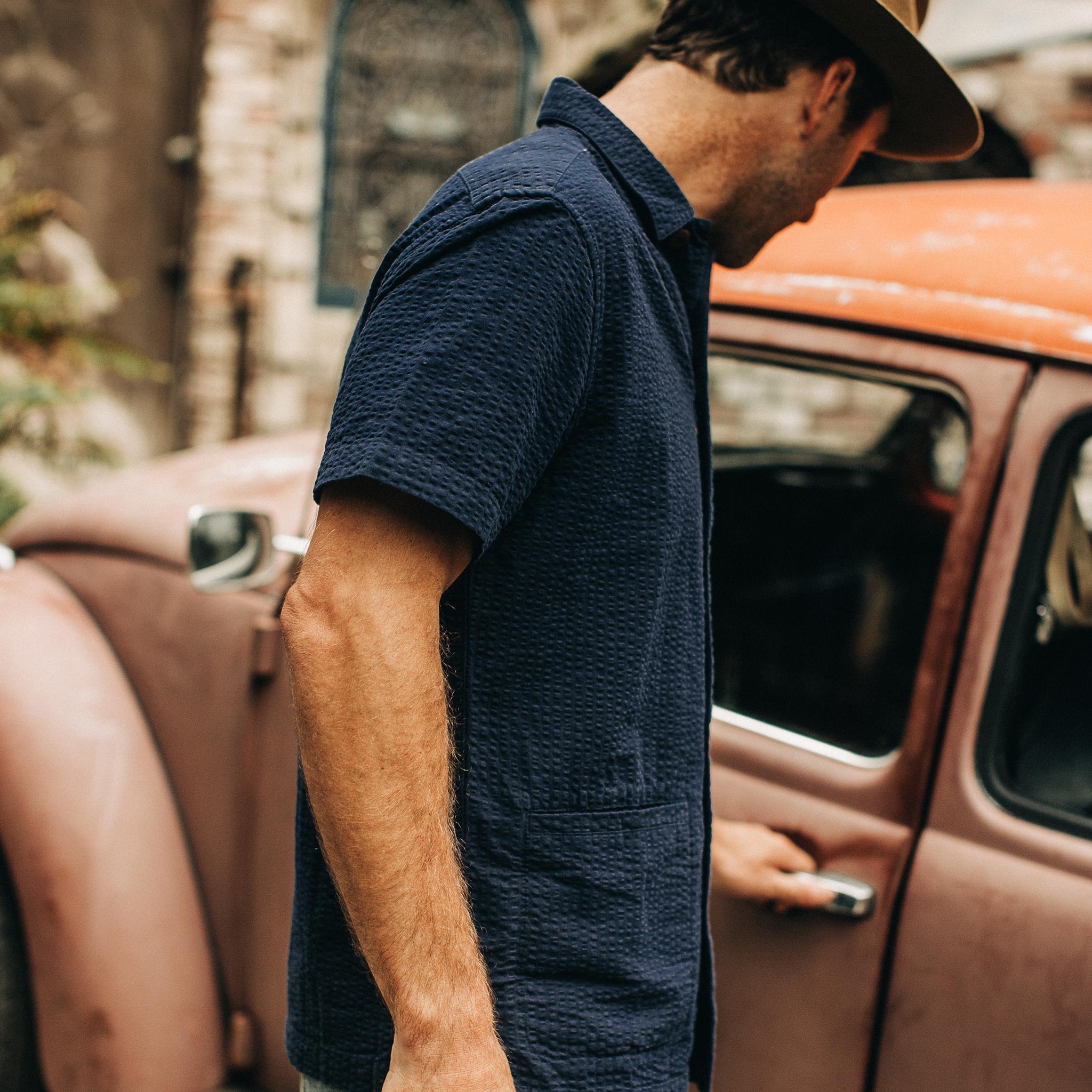 The Caravan Shirt in Navy Seersucker